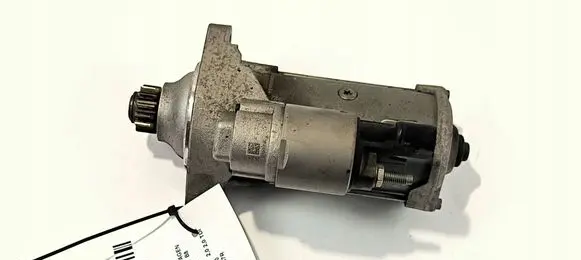 Volkswagen PASSAT B8 Starter motor 02E911022C