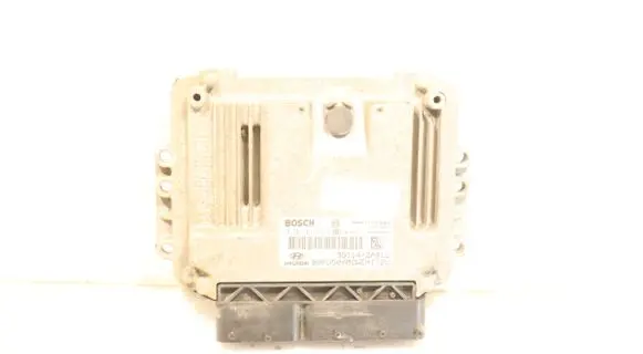 Hyundai i30 Engine control unit/module ECU 0281017213