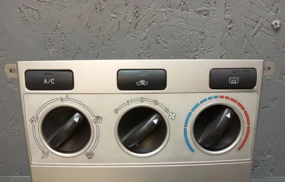 Toyota Corolla Verso AR10 Climate control unit 559000F011 69670001 2070410