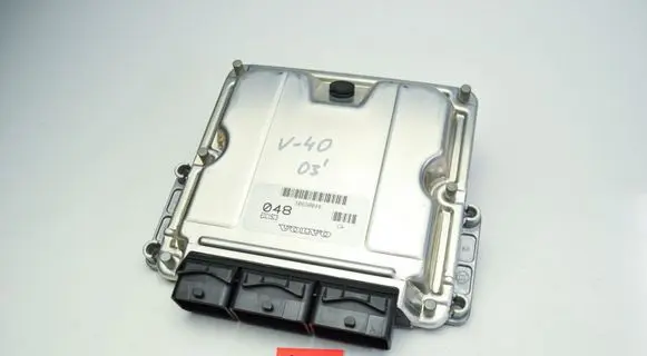 Volvo S40, V40 Engine control unit/module 30630048 0281010441