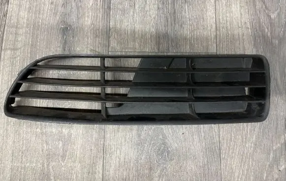 Audi A6 S6 C4 4A Front fog light trim/grill 8D0807345