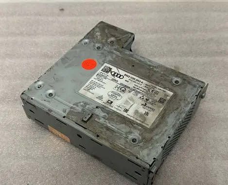 Audi A4 S4 B9 8W Navigation unit CD/DVD player 8W2035043K