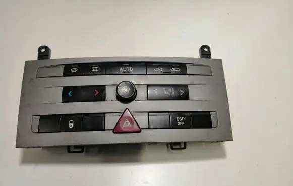 Peugeot 407 Climate control unit VP4PUH18C612HH