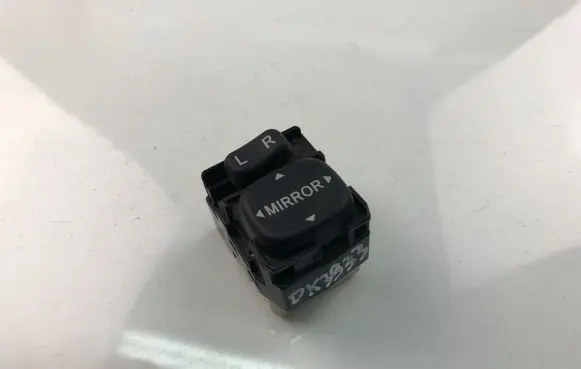 Toyota Camry Wing mirror switch 183574