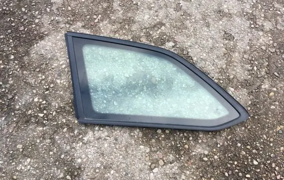 Skoda Octavia Mk3 (5E) Rear side window 5E9845297C