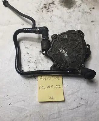Volkswagen PASSAT B7 Vacuum pump 03L145100