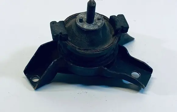 Hyundai Getz Engine mount bracket 218151C220