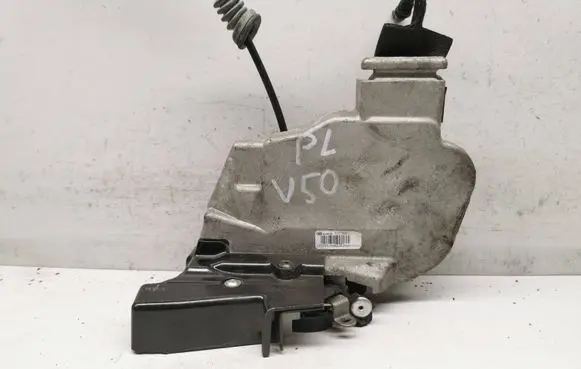 Volvo V50 Front door lock 30632849 A048069