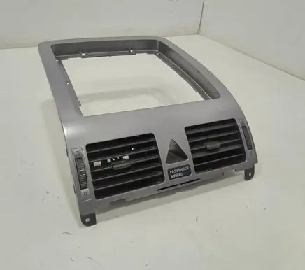Volkswagen Touran I Dash center air vent grill 1T1819728