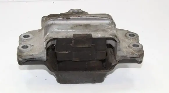 Volkswagen Scirocco Engine mount bracket 1K0199555Q