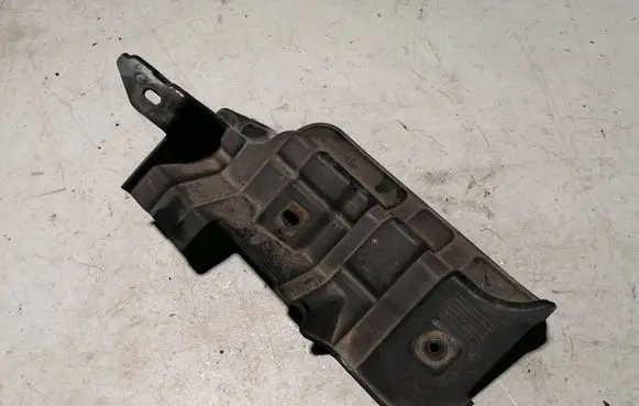 Nissan Pathfinder R52 Fuel tank bottom protection 172853JA0B