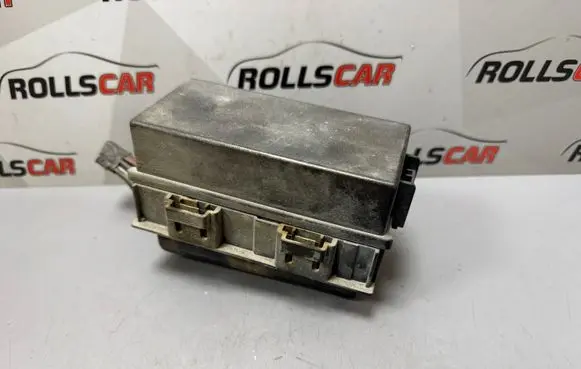 Dodge Caliber Fuse box set P05084228AB 228AB
