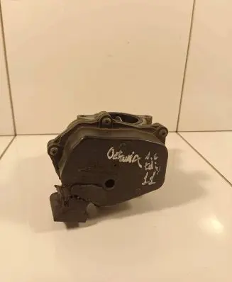 Skoda Octavia Mk2 (1Z) Throttle body valve 