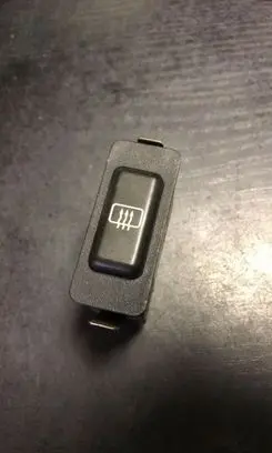 BMW 5 E34 Windscreen/window heater switch 1384480