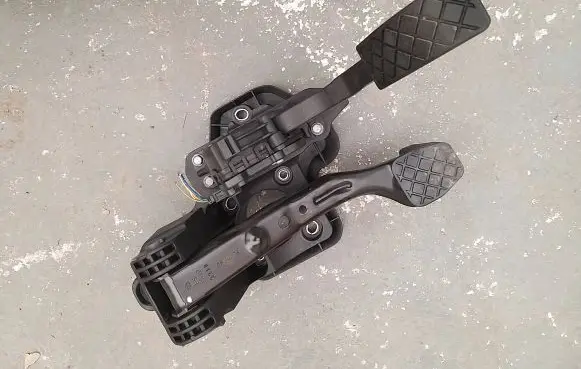 Brake pedal