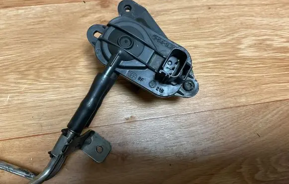 Volvo V70 Exhaust gas pressure sensor 3M5A5L200AB
