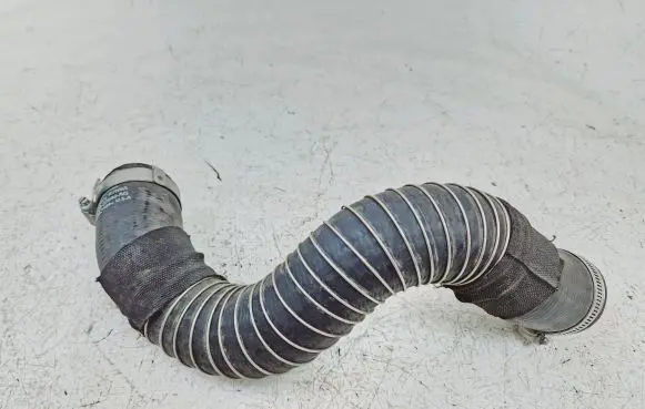 Ford Fusion II Intercooler hose/pipe GD936C646 GD936C646AG R7N6A
