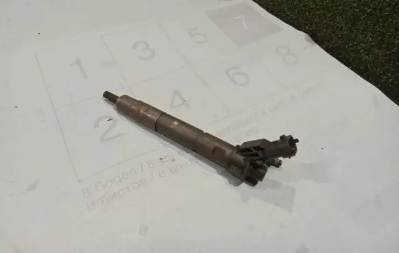 Land Rover Defender Fuel injector K6D39K546AB 231011