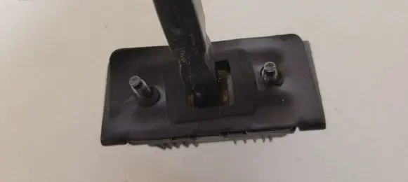 Jaguar XF X250 Front door check strap stopper
