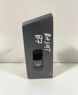 Volkswagen PASSAT B7 Electric window control switch 3AA868750