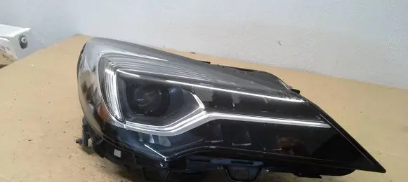Opel Astra K Headlight/headlamp 7963200000 39023763 662588537