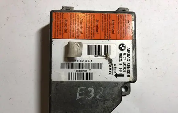 BMW 7 E38 Airbag control unit/module 83722521 657783722521 MRSZ2129441