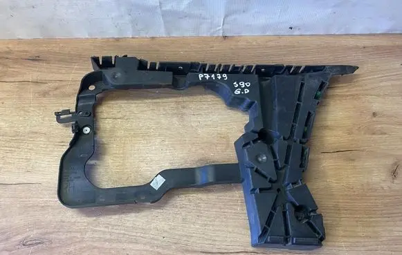 Volvo S90, V90 Rear bumper mounting bracket 31425064