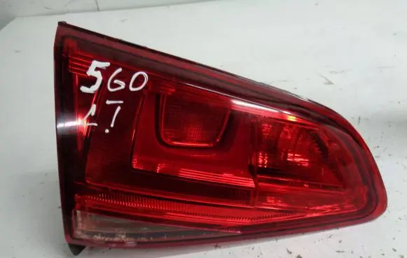 Volkswagen Golf VII Tailgate rear/tail lights 5G0945093M