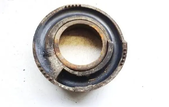 Mercedes-Benz C W202 Front coil spring rubber mount a2103210584