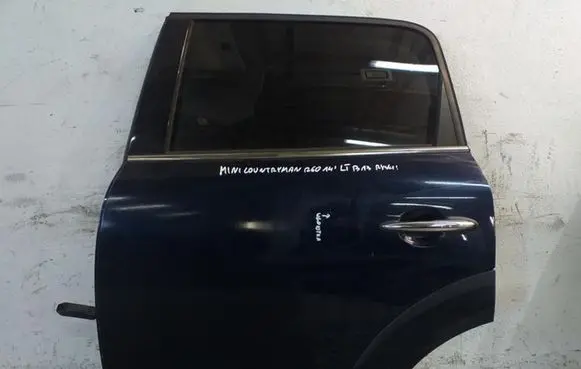 Mini Cooper Countryman R60 Rear door