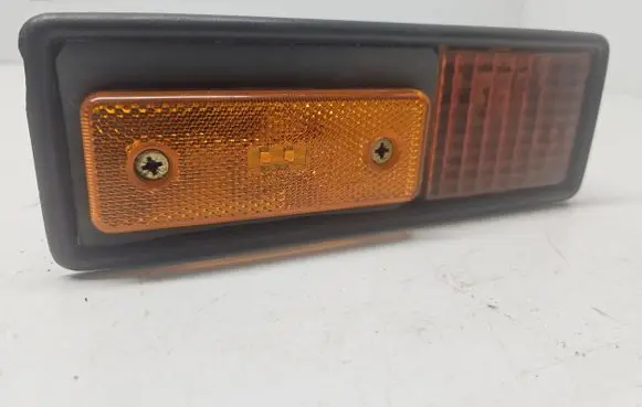 Land Rover Discovery Rear bumper light 