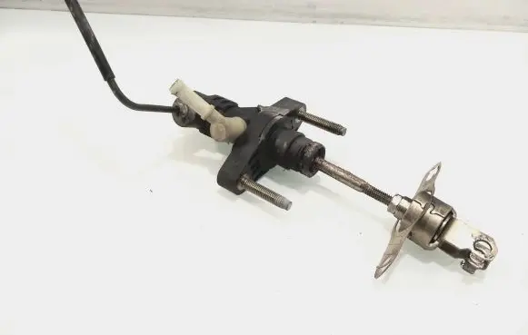 Toyota Corolla E120 E130 Clutch master cylinder