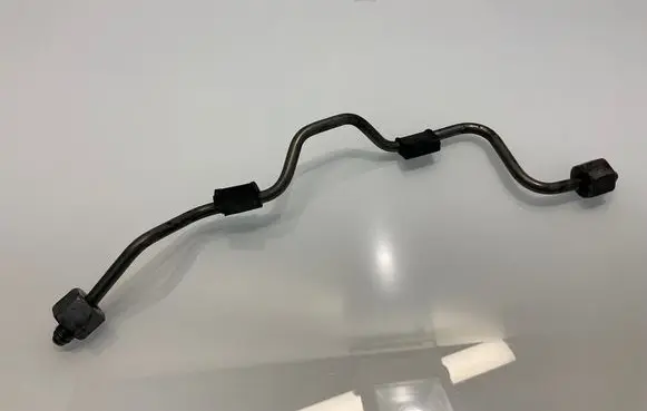 Mercedes-Benz C W204 Fuel injector supply line/pipe 