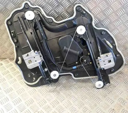 Tesla Model 3 Rear window lifting mechanism without motor 430106F0 109662399H
