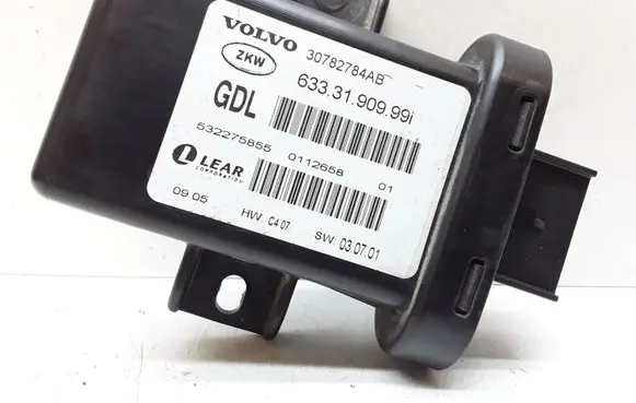 Volvo V70 Light module LCM 30782784AB 6333190999I