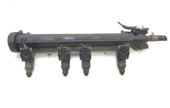 Seat Leon (1M) Fuel main line pipe 037906031AA