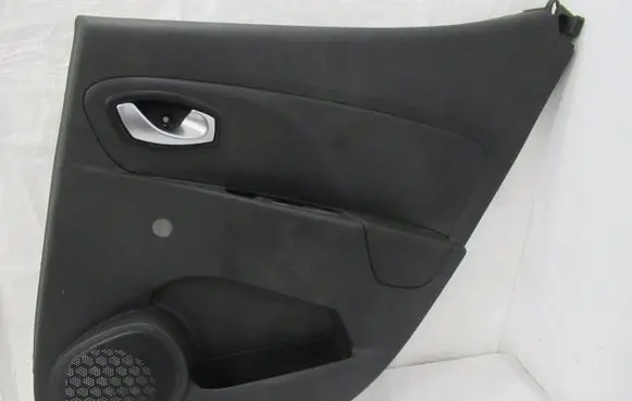 Renault Captur Rear door card panel trim
