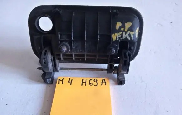 Opel Corsa C Front door exterior handle 1212123