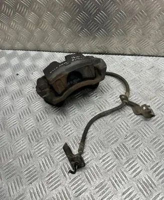 Hyundai Tucson TL Front brake caliper