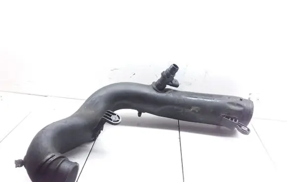 Volkswagen Touran I Intercooler hose/pipe 1K0129654L