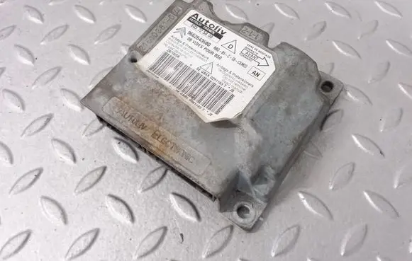 Citroen C4 I Airbag control unit/module 9662643680