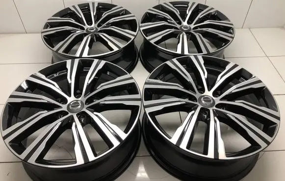 Volvo XC40 R19 alloy rim 