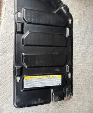 Mercedes-Benz Sprinter W906 Battery box tray cover/lid 9066840118 70400