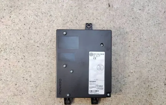 Volkswagen PASSAT CC Bluetooth control unit module 3C8035730BAOP0831 3C8035730B