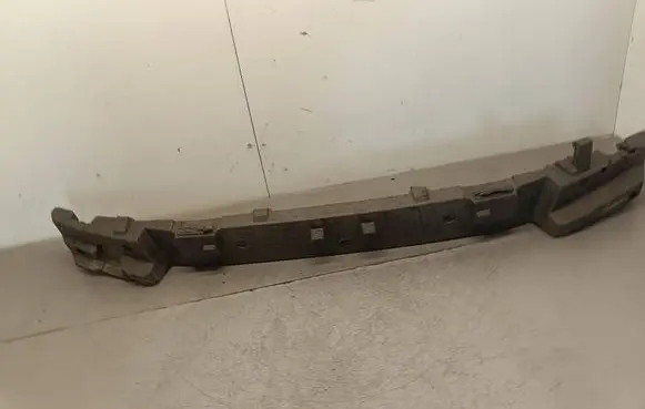 Front bumper foam support bar