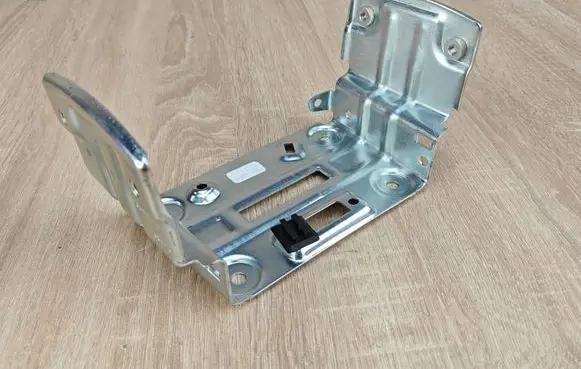 Other center console (tunnel) element