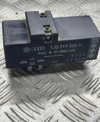 Volkswagen Sharan Coolant fan relay 1J0919506H 898884000