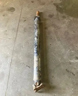 Nissan Pathfinder R51 Rear driveshaft/prop shaft 