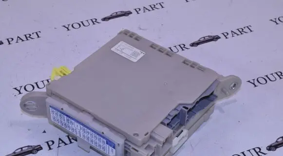 Lexus LS 460 - 600H Fuse box set 8273050480