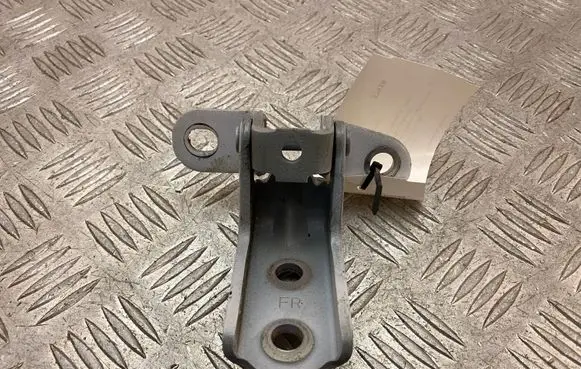 Hyundai Tucson IV NX4 Front door upper hinge